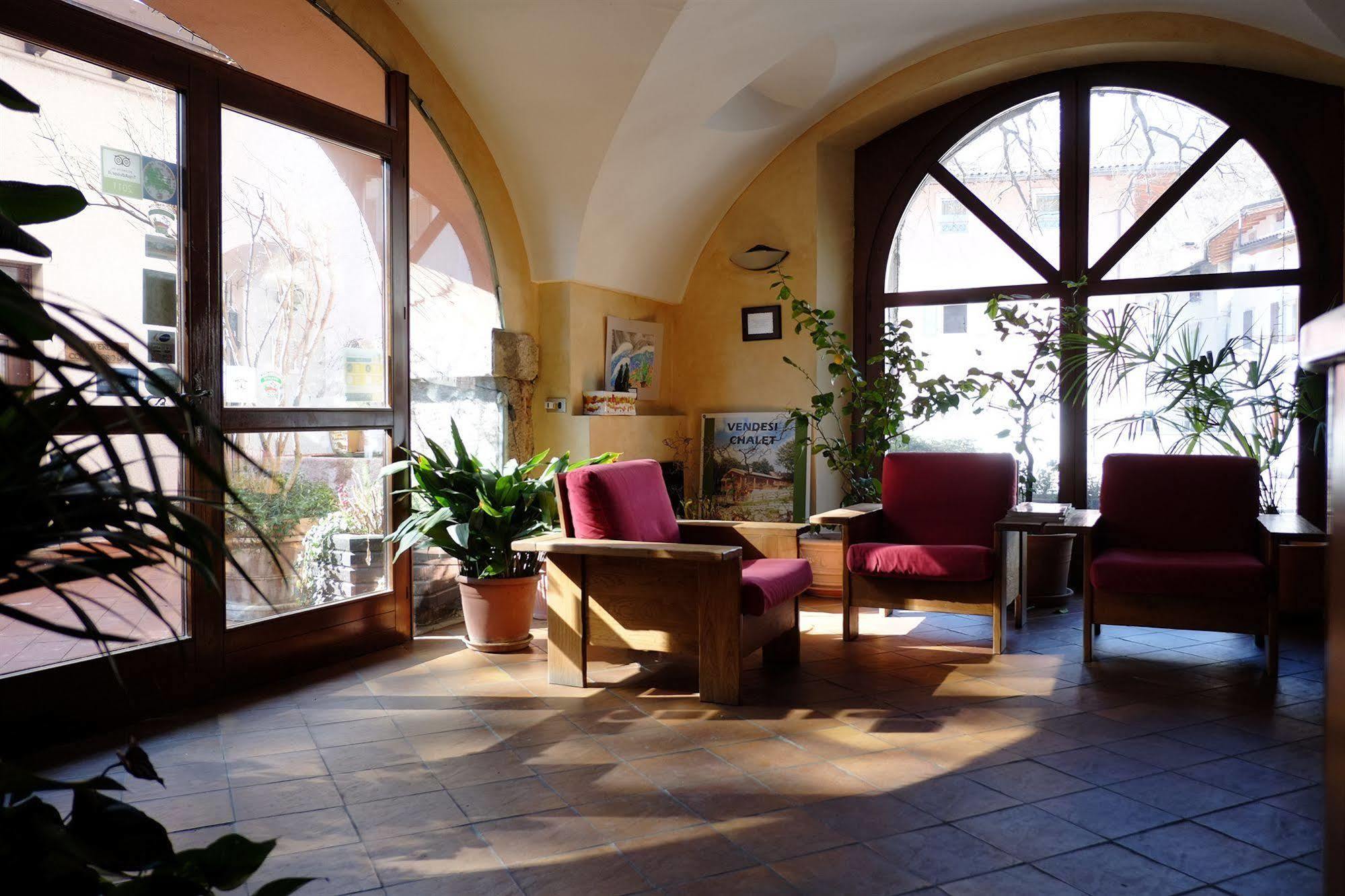 Residence Concaverde Pomarolo Exteriör bild